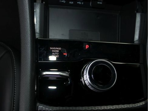 New 2025 Jeep Grand Cherokee Limited w/ Luxury Tech Group II image 20