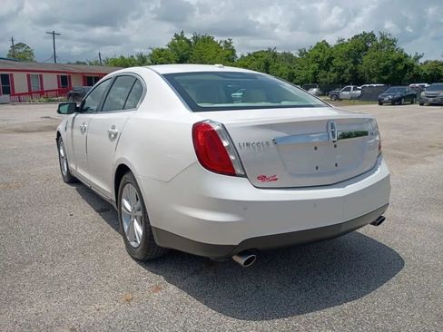 Used 2012 Lincoln MKS FWD image 3