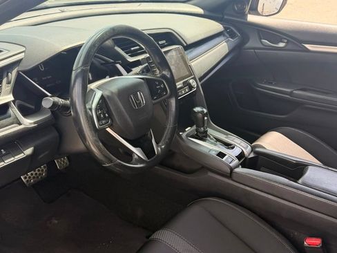 Used 2020 Honda Civic Sport image 5