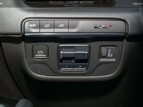 Used 2023 Cadillac Escalade V image 36