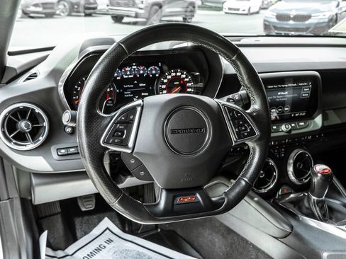 Used 2019 Chevrolet Camaro SS RWD image 10