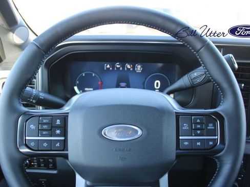 New 2026 Ford F250 Platinum image 18