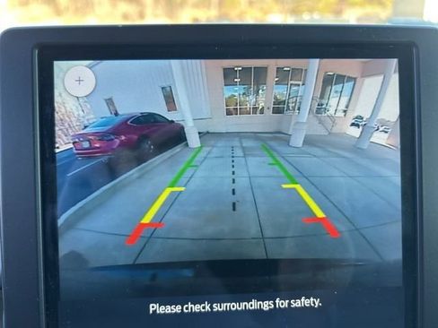 Used 2024 Ford Edge SEL image 20