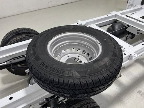 Used 2023 Mercedes-Benz Sprinter 3500 image 24