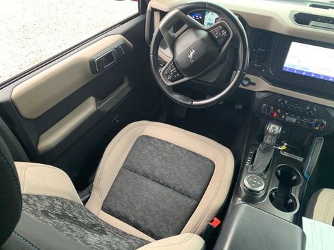 Used 2022 Ford Bronco Wildtrak image 22