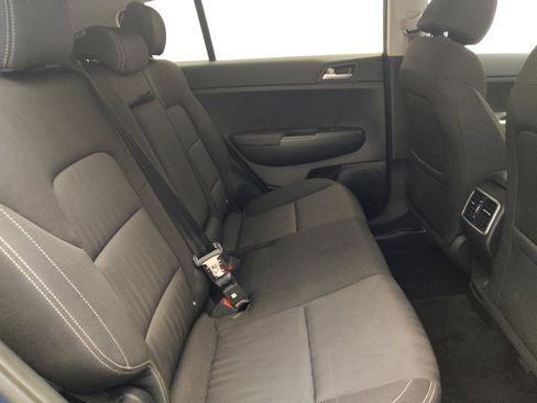 Used 2020 Kia Sportage LX FWD image 19