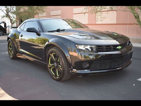 Used 2015 Chevrolet Camaro LS RWD image 2