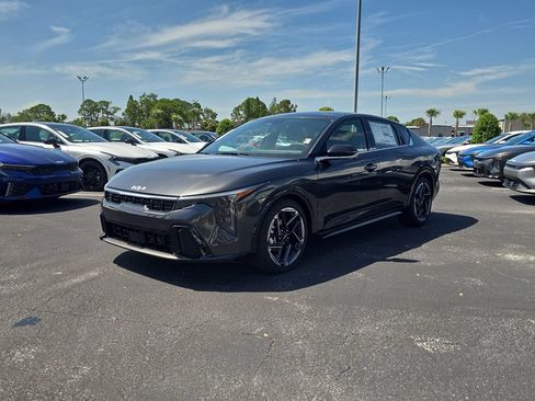 New 2026 Kia K4 GT-Line Turbo FWD image 3