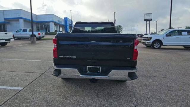 Used 2023 Chevrolet Silverado 1500 LT AWD/4WD image 6