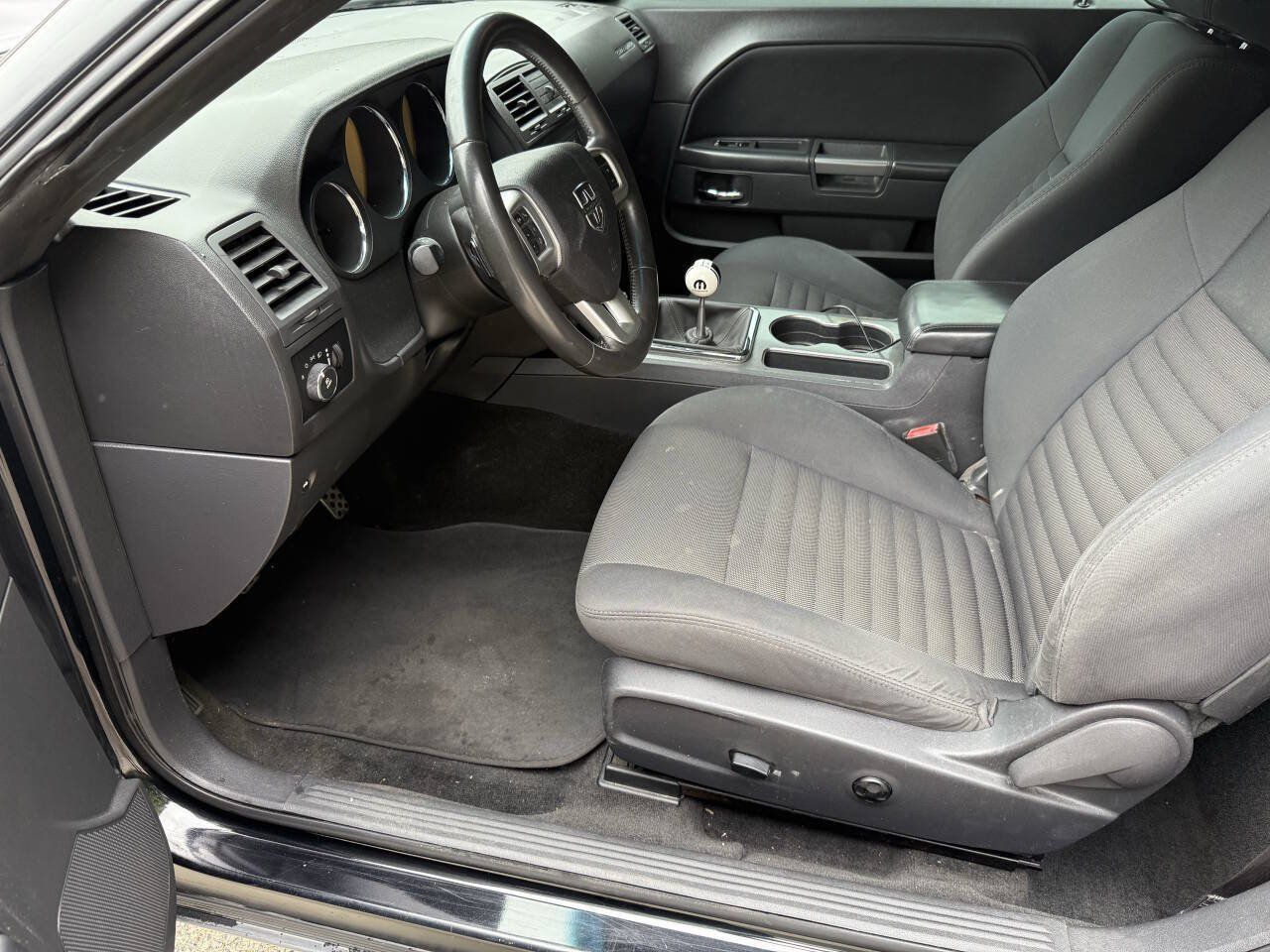 Used 2013 Dodge Challenger R/T RWD image 21