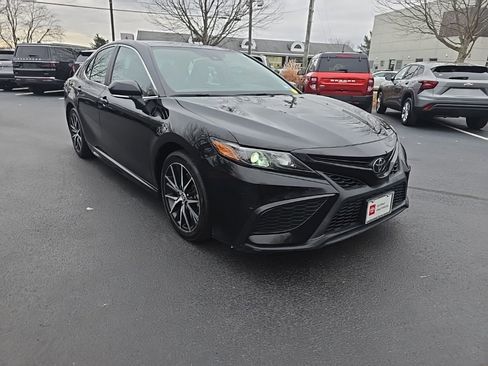 Certified 2023 Toyota Camry SE image 10