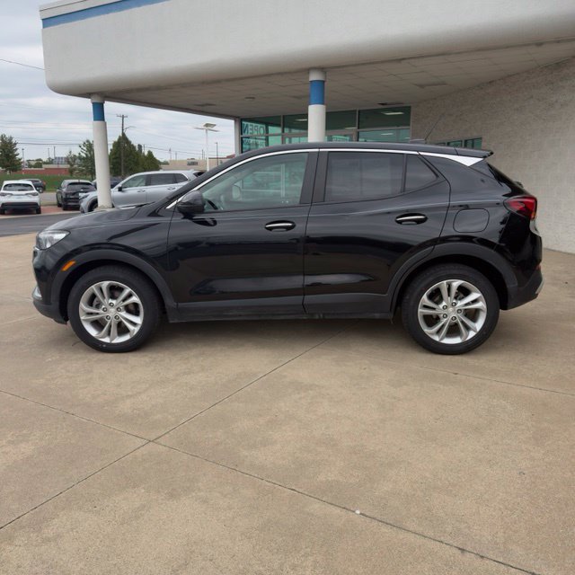 Used 2023 Buick Encore GX Preferred FWD image 2