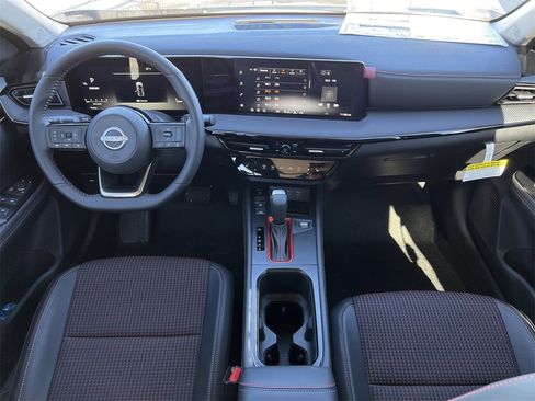 New 2026 Nissan Kicks SR image 8