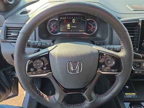 Certified 2024 Honda Passport Black Edition image 20