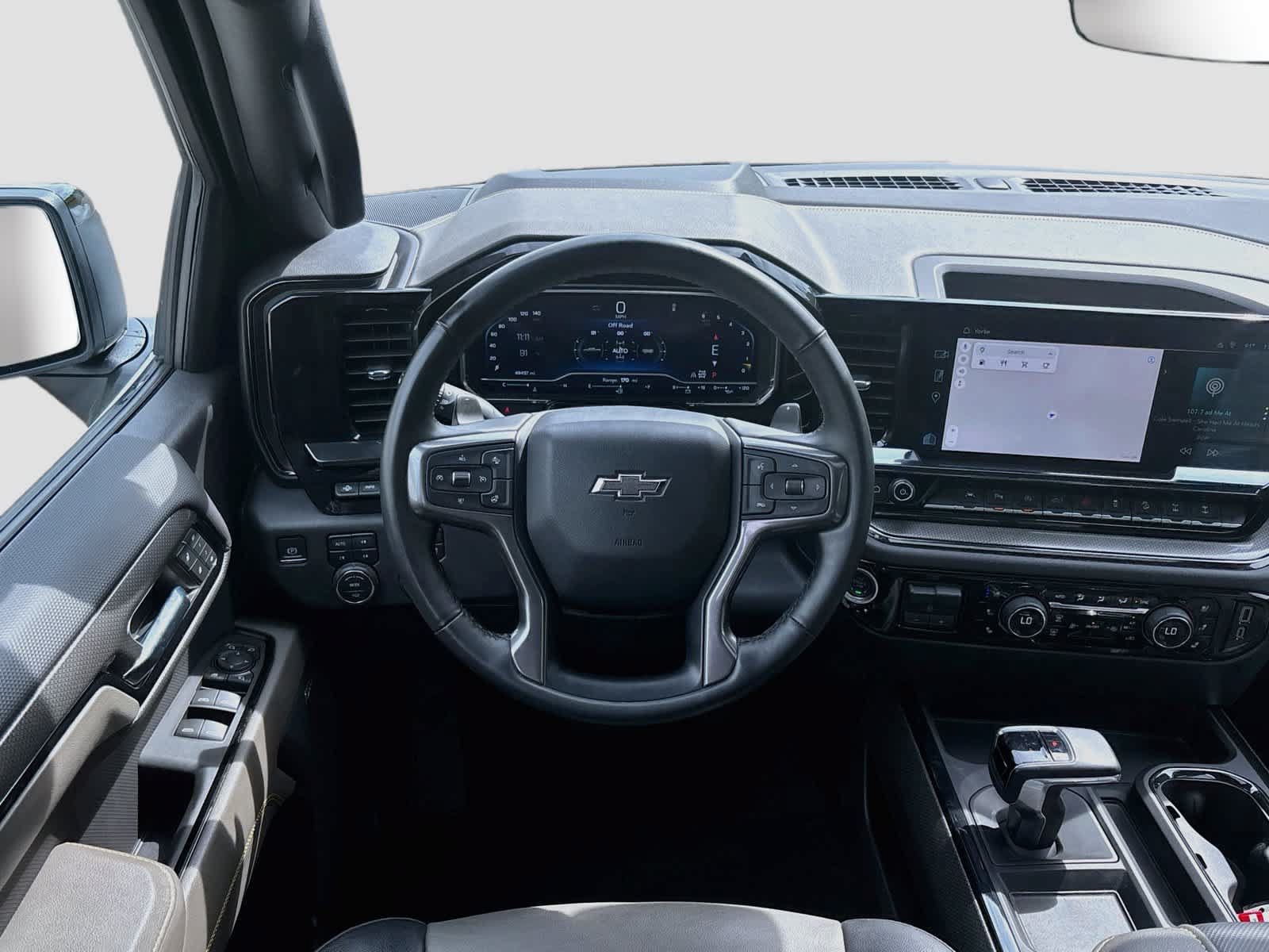 Used 2023 Chevrolet Silverado 1500 ZR2 w/ Technology Package AWD/4WD image 24