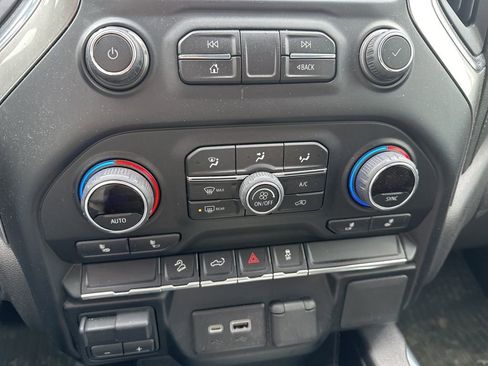 Used 2021 Chevrolet Silverado 1500 LT Trail Boss w/ Bed Protection Package image 10