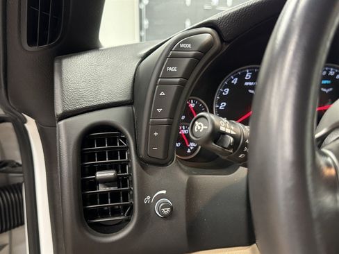 Used 2010 Chevrolet Corvette Grand Sport w/ Preferred Equipment Group RWD image 27