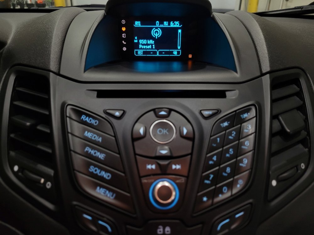 Used 2016 Ford Fiesta S FWD image 25