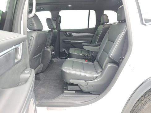 Certified 2025 Buick Enclave Sport Touring w/ Power Package image 46