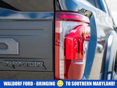 Used 2025 Ford F150 Raptor AWD/4WD image 7