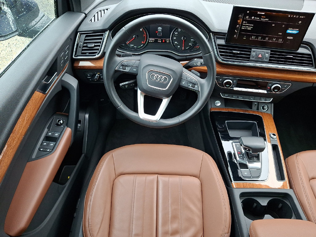 Certified 2023 Audi Q5 2.0T Premium w/ Convenience Package AWD/4WD image 12