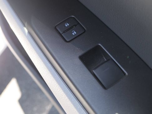 Used 2023 Toyota Camry LE FWD image 28