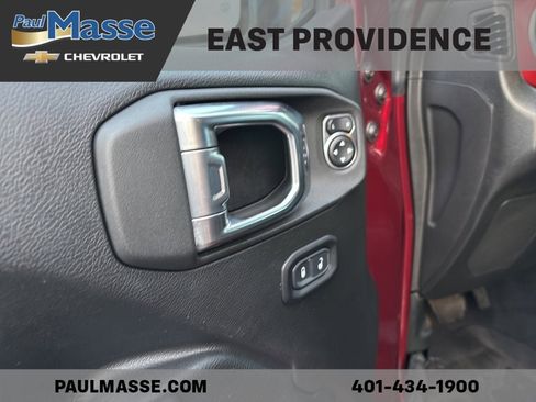 Used 2022 Jeep Wrangler Unlimited Rubicon w/ LED Lighting Group image 9