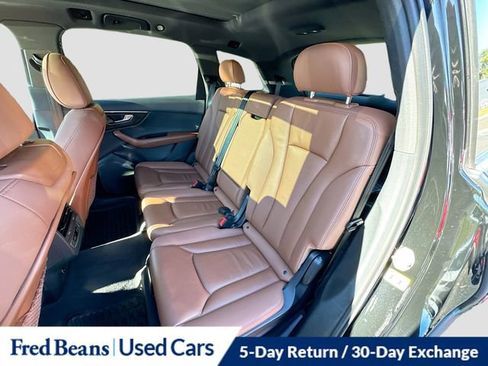 Used 2023 Audi Q7 3.0T Premium w/ Convenience Package image 27