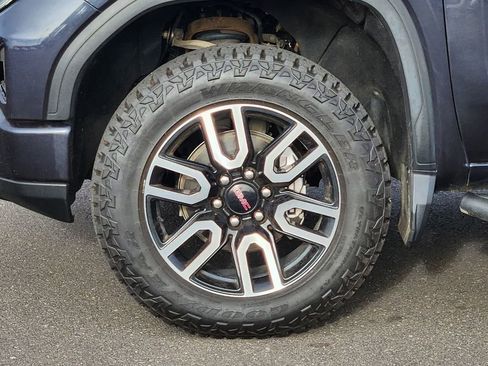 Certified 2023 GMC Sierra 1500 AT4 w/ AT4 Premium Package image 9