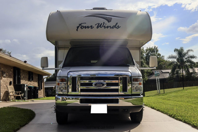 Used 2017 Ford E-450 and Econoline 450 Super Duty w/ Motorhome Prep Package RWD image 13