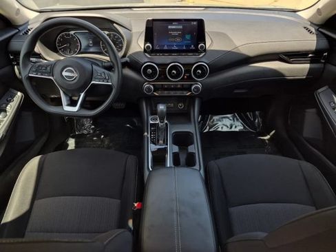 Used 2025 Nissan Sentra SV FWD image 20