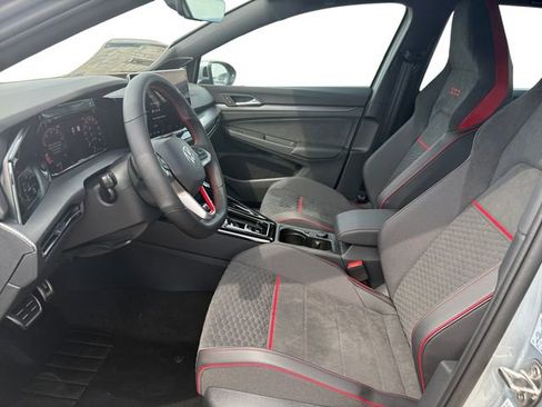 New 2025 Volkswagen GTI SE image 9