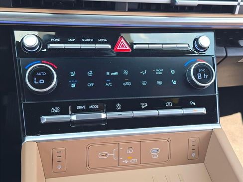 New 2026 Hyundai Santa Fe Calligraphy FWD image 19