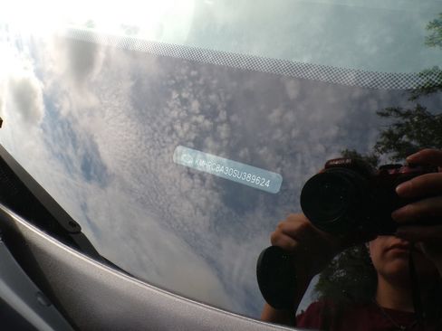 Used 2025 Hyundai Venue SEL FWD image 33