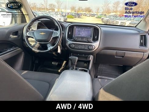 Used 2020 Chevrolet Colorado LT w/ LT Convenience Package image 12