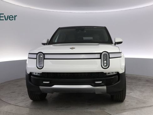 Used 2024 Rivian R1S Adventure AWD/4WD image 12