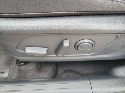 New 2026 Kia Sportage EX image 25