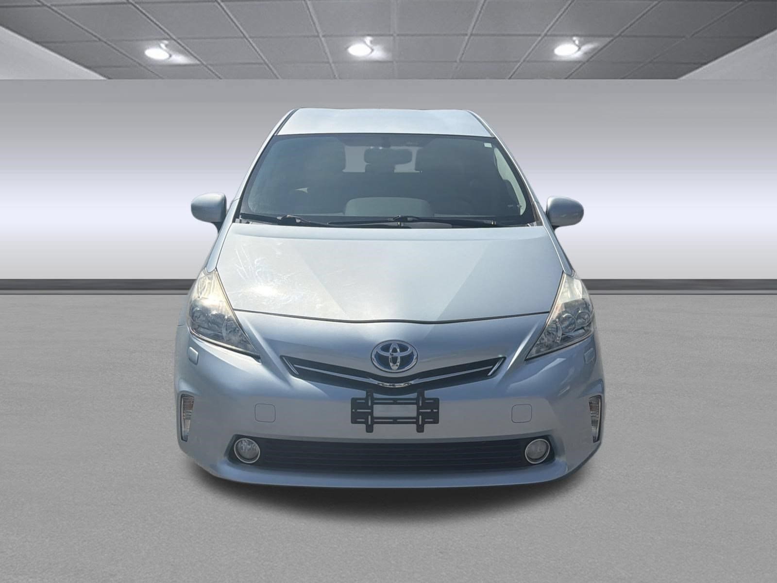 Used 2013 Toyota Prius V Five FWD image 8