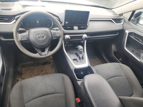Used 2024 Toyota RAV4 LE AWD/4WD image 11