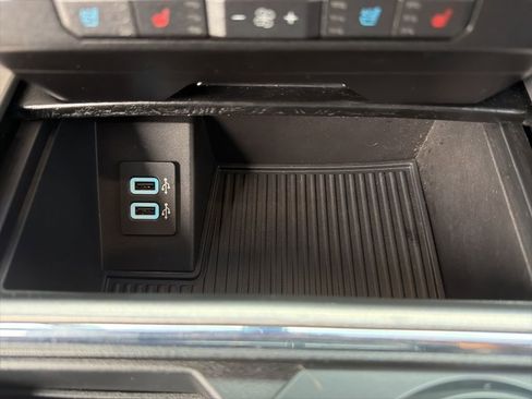 Used 2018 Ford F250 Platinum w/ FX4 Off-Road Package image 49