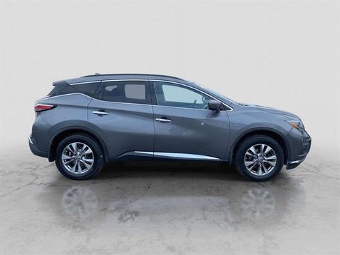 Used 2018 Nissan Murano SV image 8