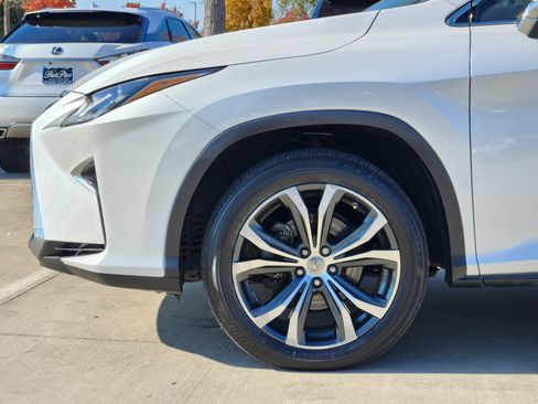 Used 2017 Lexus RX 450h AWD image 9