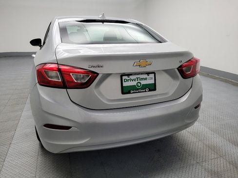 Used 2019 Chevrolet Cruze LT w/ LT Fleet Convenience Package image 6