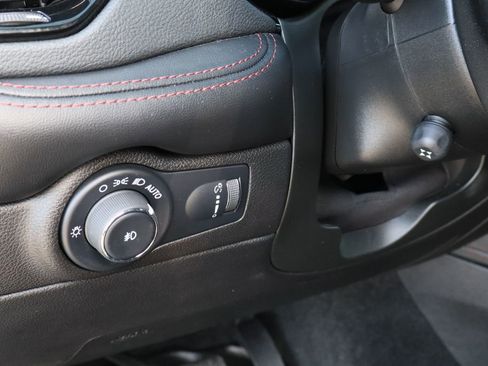 Used 2021 Dodge Durango R/T w/ Blacktop Package AWD/4WD image 12