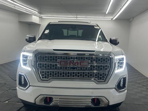 Used 2022 GMC Sierra 1500 Denali w/ Denali Premium Package AWD/4WD image 6
