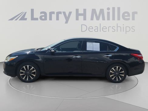Used 2017 Nissan Altima 2.5 SL FWD image 2