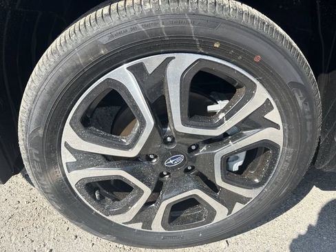 New 2026 Subaru Ascent Limited AWD/4WD image 10