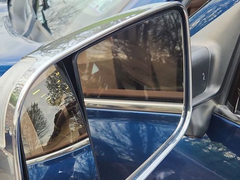 Used 2019 RAM 3500 Limited image 34