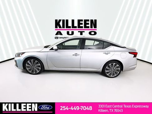 Used 2023 Nissan Altima 2.5 SL FWD image 4