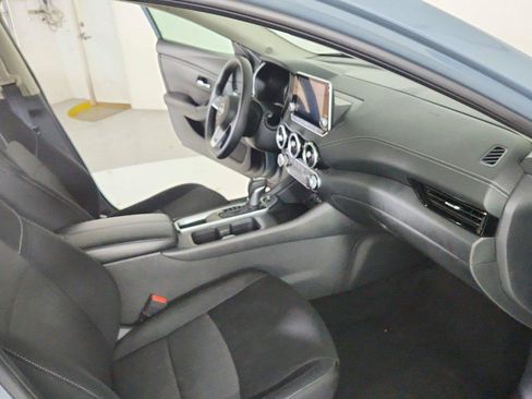 Used 2024 Nissan Sentra SV FWD image 26
